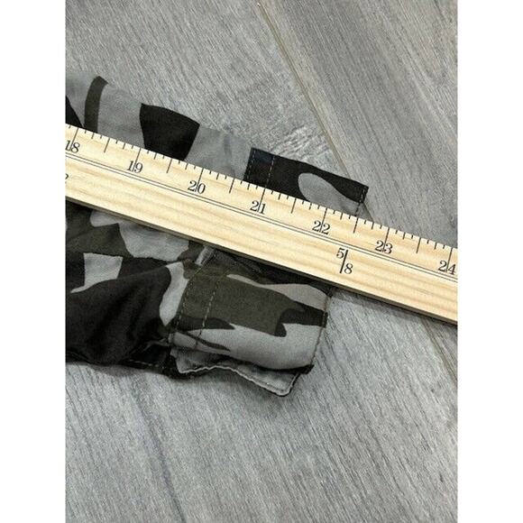 Soft Surrounding Womens Button Down Shirt Top Embroidered Floral Camo Size XS - Picture 10 of 11